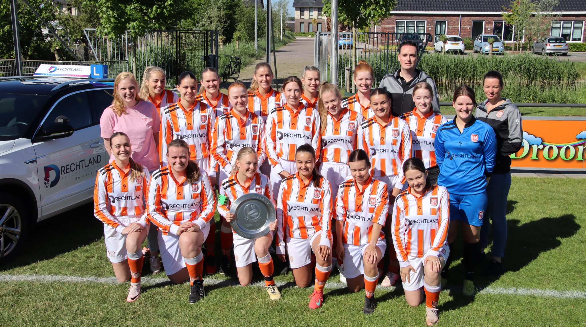 Damesteam genomineerd voor sportploeg van het jaar